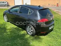 Usado Seat Leon Sport 140 CV (102 kW) 2007 Negro Utilitario