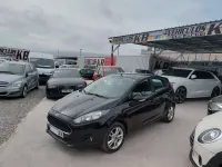 Usado Ford Fiesta Trend 82 CV (60 kW) 2016 Negro Utilitario
