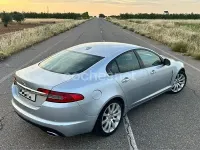 Usado Jaguar XF Premium Luxury 238 CV (175 kW) 2009 Gris / plata Berlina