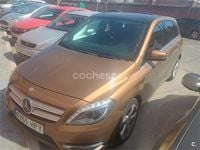 Usado Mercedes B180 109 CV (80 kW) 2013 Marrón Monovolumen