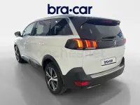 Usado Peugeot 5008 GT-line 130 CV (95 kW) 2018 Blanco SUV