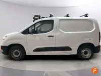 Usado Toyota Proace City City 102 CV (75 kW) 2023 Blanco Monovolumen