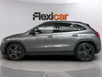 Usado Mercedes GLA200 163 CV (119 kW) 2022 Gris SUV