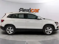 Usado Skoda Karoq Ambition 150 CV (110 kW) 2021 Blanco SUV
