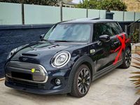 Usado Mini Cooper SE 135 kW (184 CV) 2021 Azul Utilitario