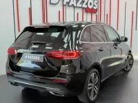 Usado Mercedes B180 116 CV (85 kW) 2019 Negro Utilitario
