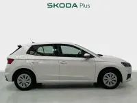 Usado Skoda Fabia Active 80 CV (58 kW) 2023 Blanco Utilitario
