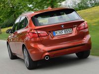 Usado BMW 225 Active Tourer iPerformance 224 CV (164 kW) 2020 Gris Monovolumen