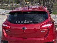 Usado Kia Ceed GT 136 HP (100 kW) 2016 Vermelho Sedan