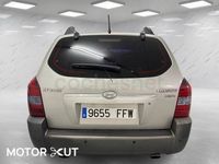 Usado Hyundai Tucson Comfort 140 CV (102 kW) 2007 Gris / plata SUV