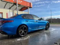 Usado Alfa Romeo Giulia Veloce 280 CV (205 kW) 2017 Azul Berlina