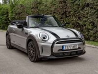 Usado Mini Cooper Cabriolet Favoured 163 CV (119 kW) 2024 Plateado Descapotable