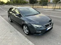 Usado Seat Leon ST FR 130 CV (95 kW) 2019 Gris / plata Familiar