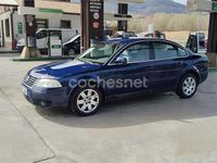Usado VW Passat Advance 130 CV (95 kW) 2003 Azul Familiar