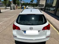Usado Opel Astra Excellence 110 CV (80 kW) 2015 Blanco Familiar
