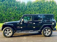 Usado Jeep Wrangler Unlimited Sahara 200 CV (147 kW) 2019 Negro SUV