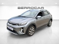 Usado Kia Stonic 84 CV (61 kW) 2023 Gris SUV