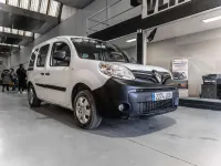 Usado Renault Kangoo LIMITED 90 CV (66 kW) 2019 Blanco Monovolumen