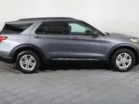 Usado Ford Explorer Limited 280 CV (205 kW) 2017 Plateado SUV