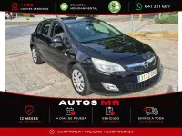 Usado Opel Astra Enjoy 115 CV (84 kW) 2010 Negro Berlina