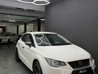 Usado Seat Ibiza Style Plus 95 CV (69 kW) 2019 Blanco Utilitario