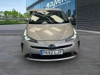 Begagnad Toyota Prius 122 HK (89 kW) 2020 Brun Halvkombi