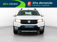 Usado Dacia Sandero Stepway 90 CV (66 kW) 2016 Blanco Utilitario