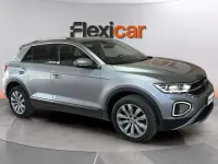 Usado VW T-Roc 150 CV (110 kW) 2023 Gris SUV