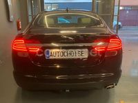 Usado Jaguar XF Premium Luxury 200 CV (147 kW) 2015 Negro Berlina