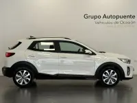 Usado Kia Stonic 120 CV (88 kW) 2023 Blanco SUV