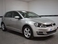 Usado VW Golf VII Advance 105 CV (77 kW) 2015 Gris Utilitario