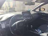 Usado Toyota C-HR Advance 122 CV (89 kW) 2019 Gris / plata SUV