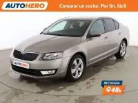 Usado Skoda Octavia Ambition 110 CV (80 kW) 2016 Amarillo Familiar