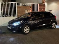 Usado Kia Rio 90 HP (66 kW) 2013 Azul Sedan