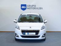 Usado Peugeot 5008 Style 131 CV (96 kW) 2015 Blanco Monovolumen