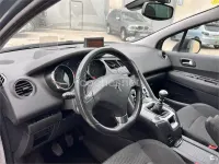 Usado Peugeot 5008 Sport 110 CV (80 kW) 2009 Azul Monovolumen