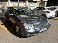 Usado Mercedes E280 Classic 231 CV (169 kW) 2005 Gris / plata Berlina