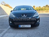 Usado Peugeot 207 90 CV (66 kW) 2010 Negro Berlina