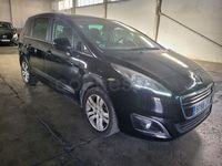 Usado Peugeot 5008 Style 130 CV (95 kW) 2016 Negro Monovolumen
