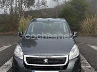Usado Peugeot Partner Tepee Style 100 CV (73 kW) 2016 Gris / plata Monovolumen