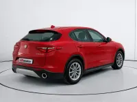 Usado Alfa Romeo Stelvio Business 160 CV (117 kW) 2019 Rojo SUV
