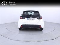 Usado Toyota Yaris Hybrid Business Edition 116 CV (85 kW) 2023 Blanco Berlina