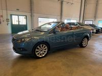 Usado Ford Focus Cabriolet Titanium 136 CV (100 kW) 2008 Azul Descapotable