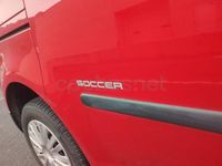 Usado VW Caddy Trendline 105 CV (77 kW) 2014 Rojo Monovolumen