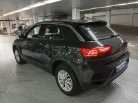 Usado VW T-Roc Edition 110 CV (80 kW) 2021 Gris / plata SUV