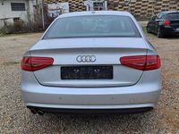Usado Audi A4 150 CV (110 kW) 2014 Gris plata
