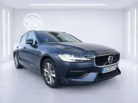 Usado Volvo V60 Momentum 196 CV (144 kW) 2021 Azul Familiar