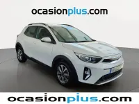 Usado Kia Stonic 100 CV (73 kW) 2025 Blanco SUV
