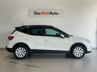 Usado Seat Arona Style 115 CV (84 kW) 2025 Blanco SUV