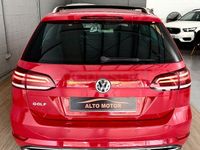 Usado VW Golf VII Sportline 115 CV (84 kW) 2018 Rojo Familiar